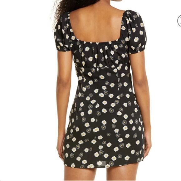 BP Ditsy Floral Tie Front Minidress - Picture 4 of 16